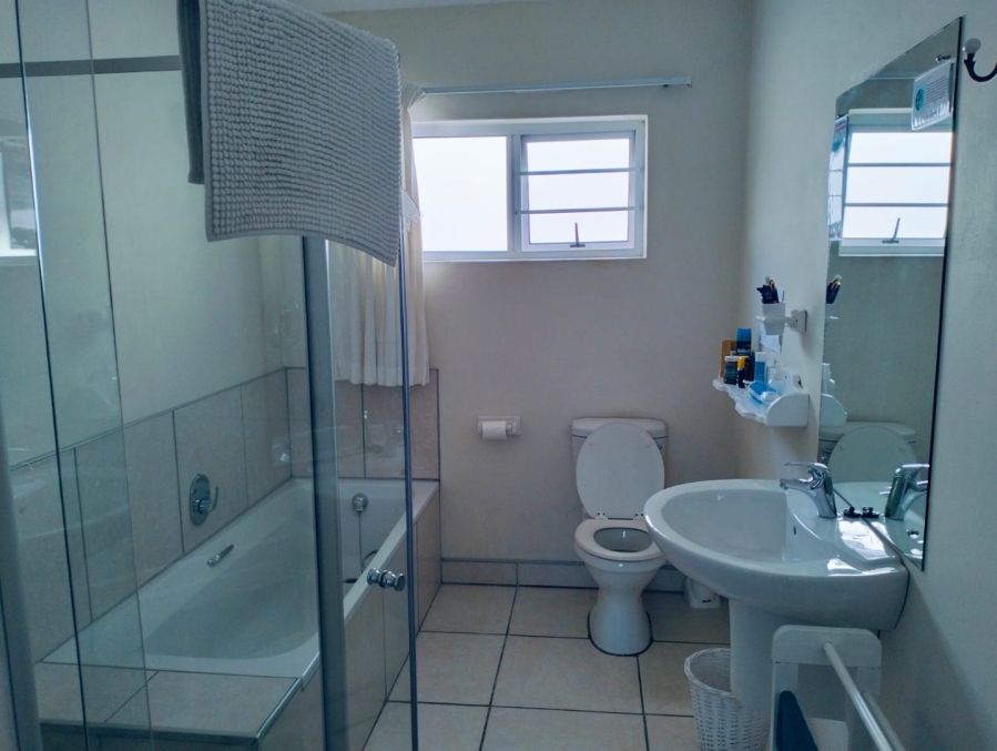 7 Bedroom Property for Sale in Berea Eastern Cape